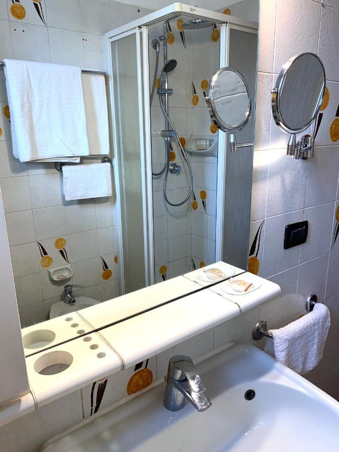 Como Lake Milano Dream Apartment Guanzate Eksteriør billede